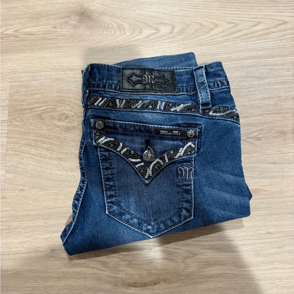 Miss Me Medium Wash Signature Cuffed Skinny